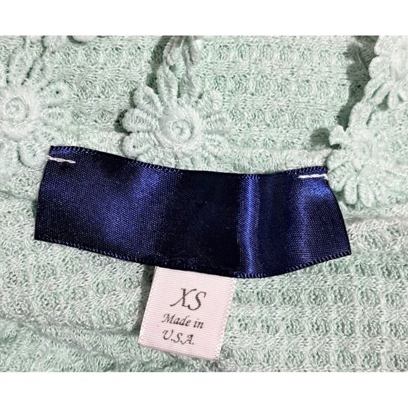 Y2K Top Womens XS Mint Green Waffle Knit Long Sleeve Shirt With Floral Lace Back - Picture 2 of 8
